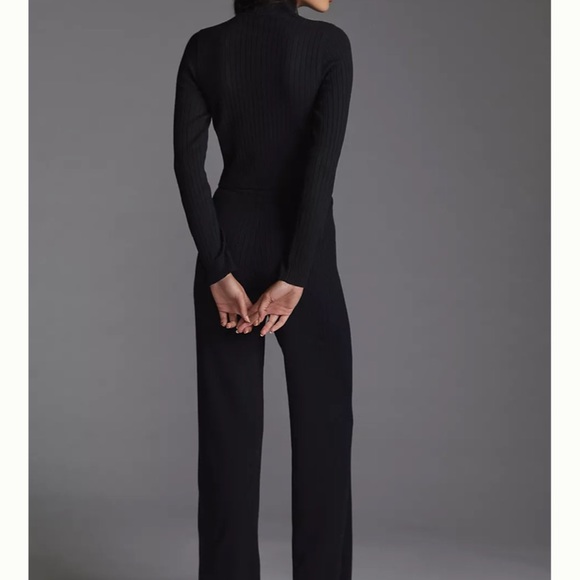 NWT ANTHROPOLOGIE Mock Neck Pant Set
Anthropologie SMALL - Picture 6 of 6